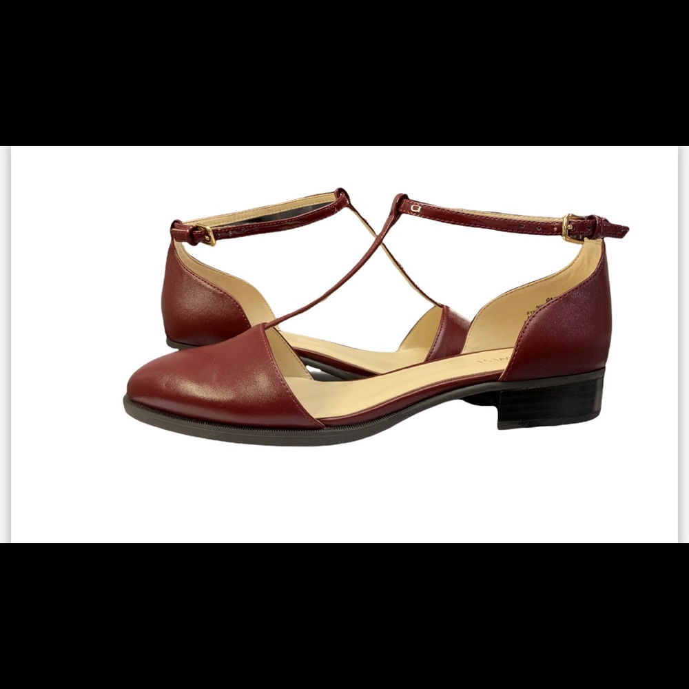 Nine West NINEMINEO Vintage Red Size 9M shoe, BNWT-Perfect Condition.